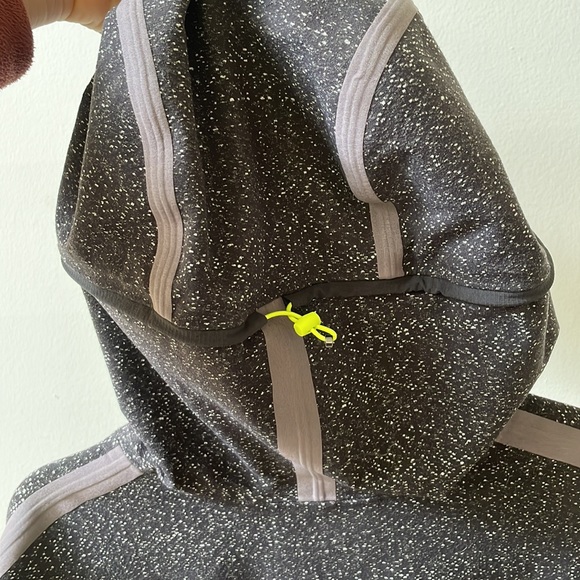 ROBERT GELLER x lululemon Take The Moment Hooded 1/2 Zip - Picture 4 of 7